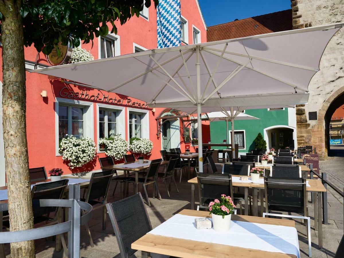Gasthof-Hotel Pietsch Freystadt Exterior foto
